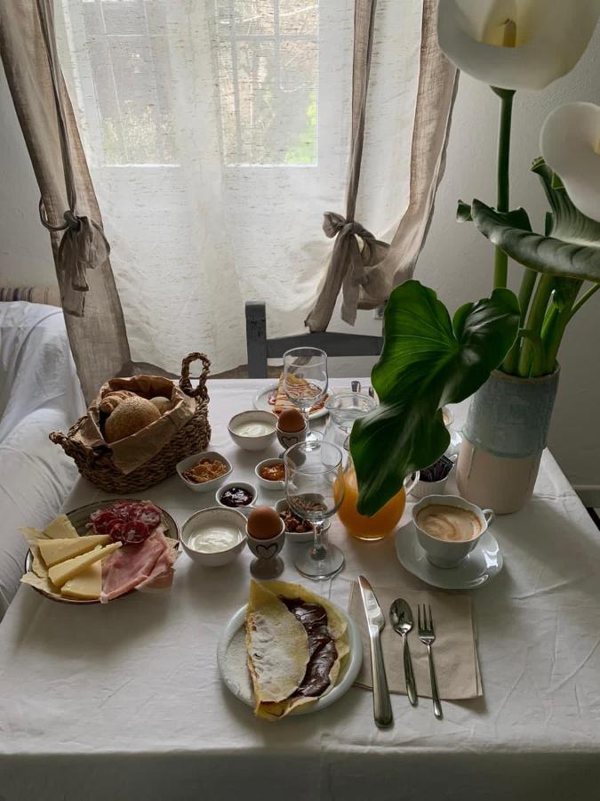 B&B Il Pomo d'oro - DAILY HYGIENIZED Assemini Esterno foto